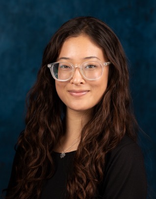 Headshot of Minami Smalheiser