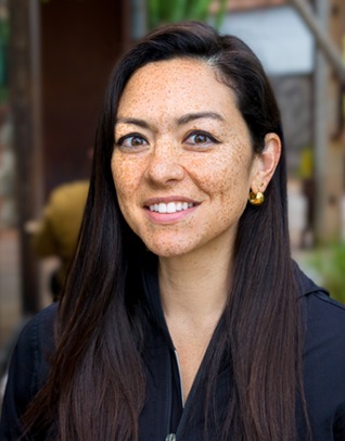 Headshot of Jacqueline Mills