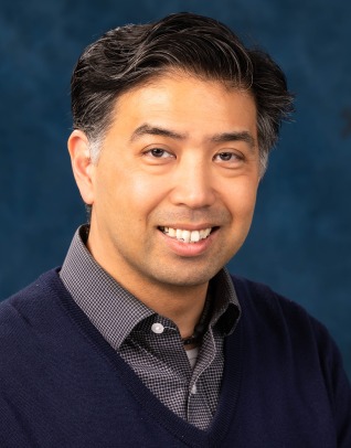 Headshot of Leo Sasaki