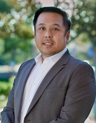 Headshot of Phillip Nguyen