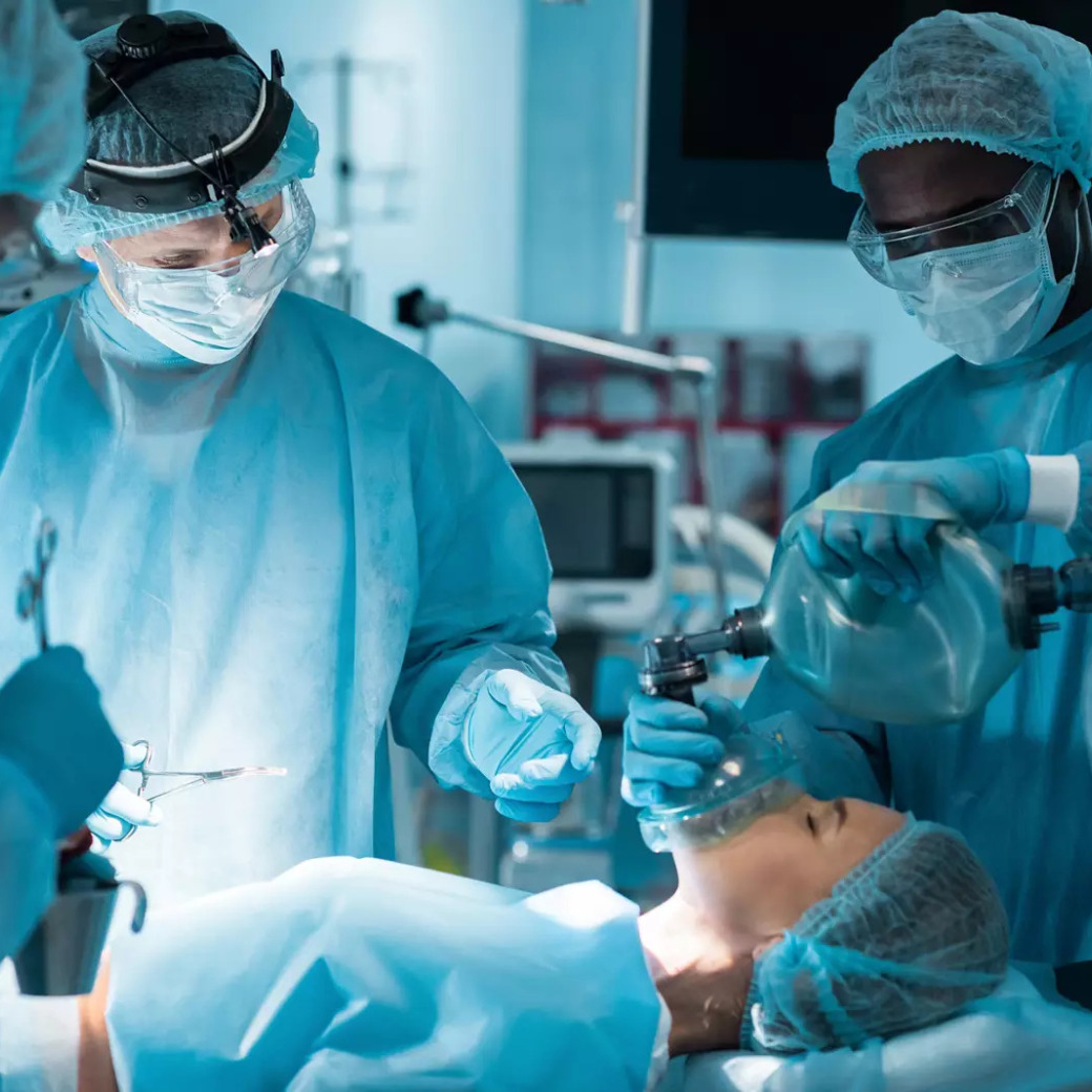 Photo of Anesthesiologist Assistants in Surgery 