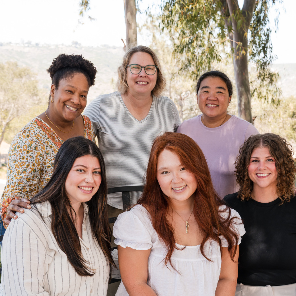 6 people in professional attire posed together. From left to right: Sharon Legese Gemechu, Jaime Dance, Lisa Deiser, (row 2) Greer Henderson, Kaitlyn Hallworth, Alexa Girouard.