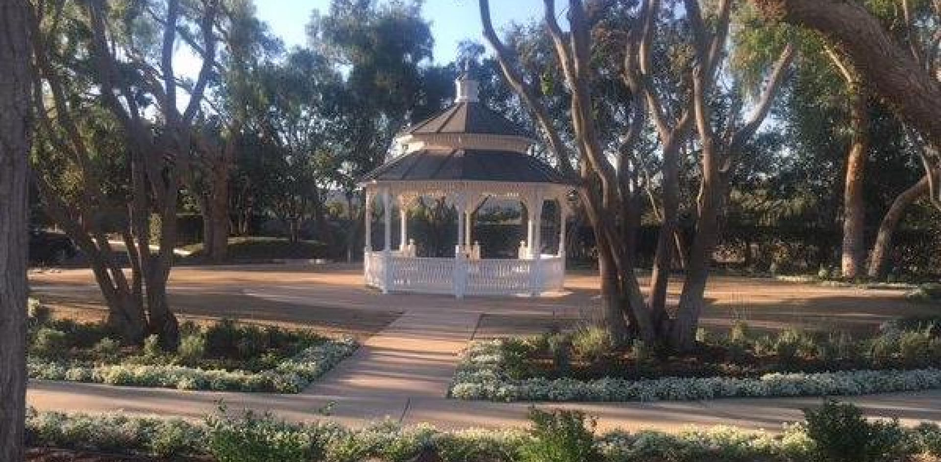 Image of the gazebo.