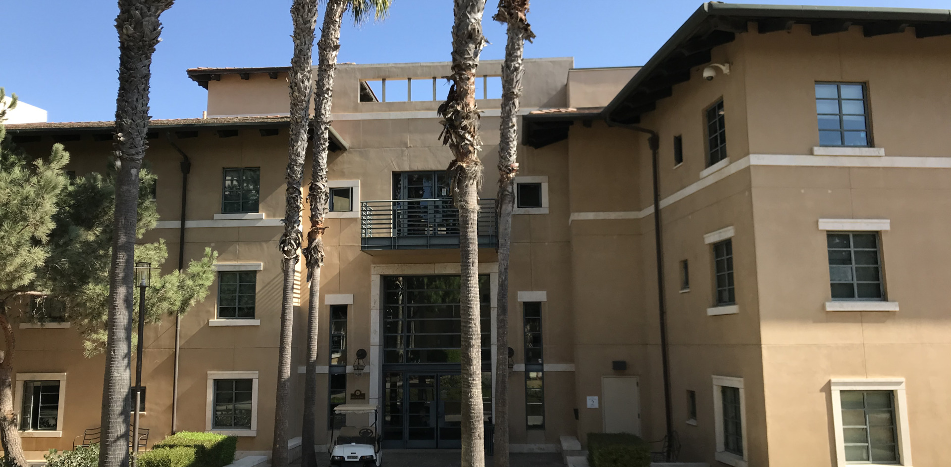 Image of Residence Hall 305