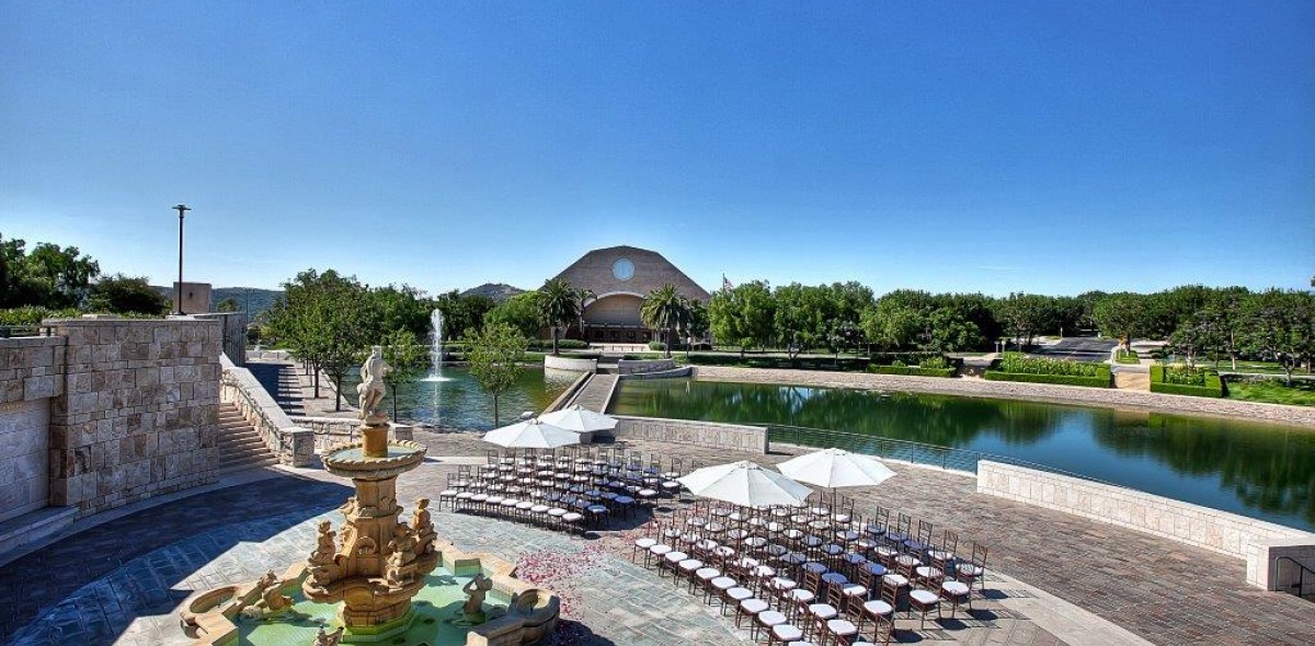 Peace Lake wedding setup