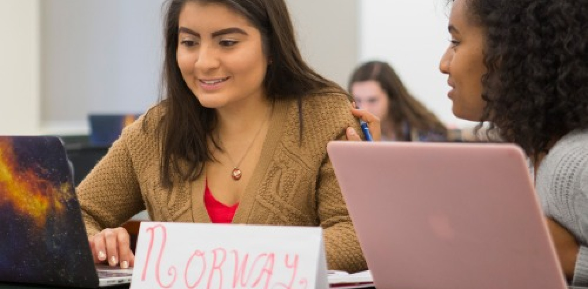 Students participating in model UN as Norway
