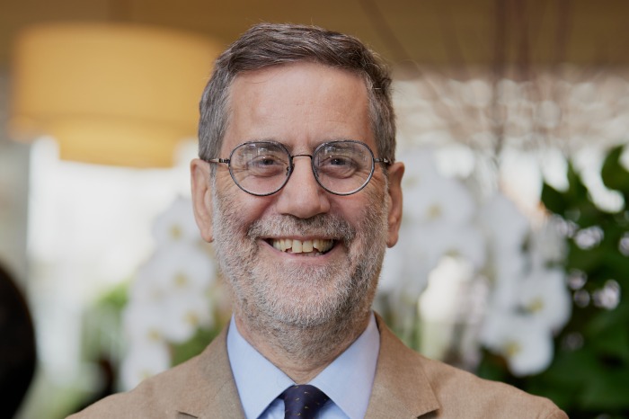 Headshot of Andrea Bartoli