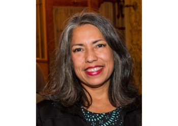 Headshot of Dr. Isabel Nuñez