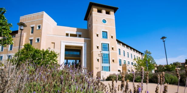 Daisaku And Kaneko Ikeda Library Soka University Of America soka university academic calendar 2021