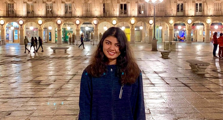 Mehak Advani