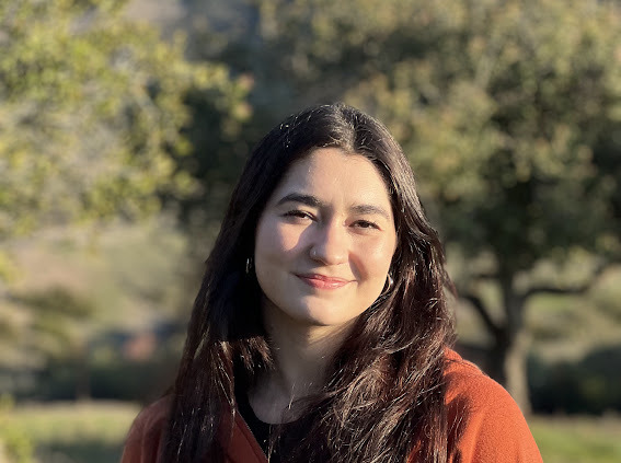 Headshot of SUA Student, Giulia Paié Pinto ’23