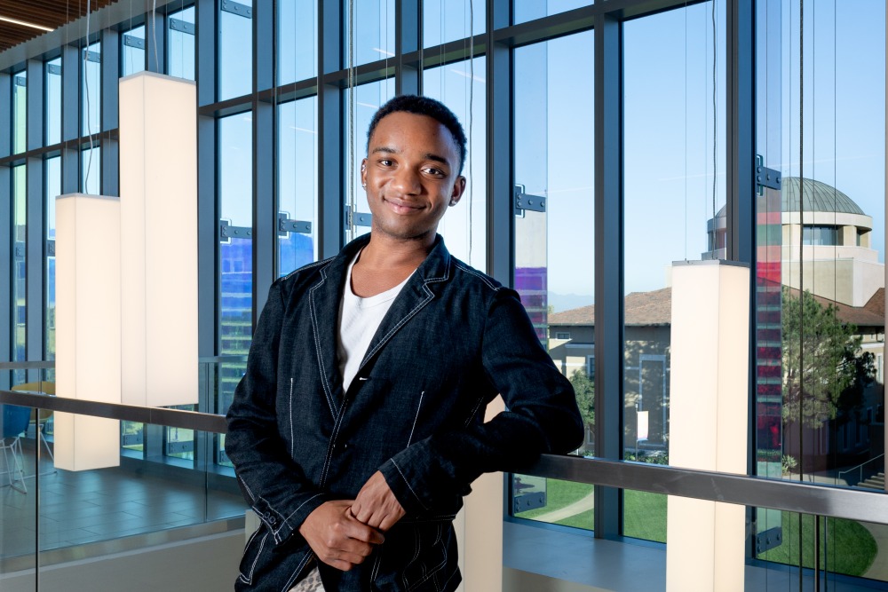 Muchindu Mwananyanda ’25 poses inside Curie Hall