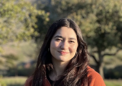 Headshot of SUA Student, Giulia Paié Pinto ’23