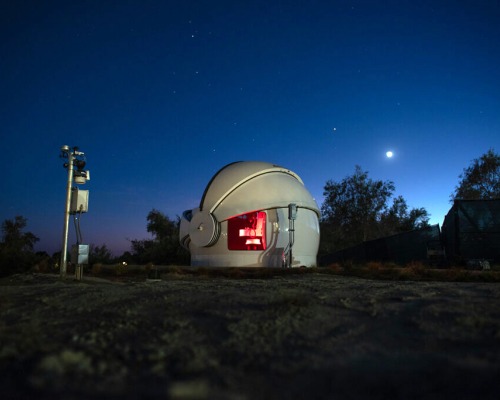 Night sky above Nieves Observatory