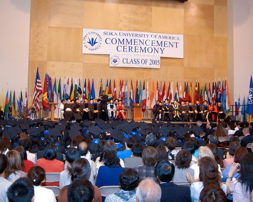 Crowd gathers for commencement ceremony